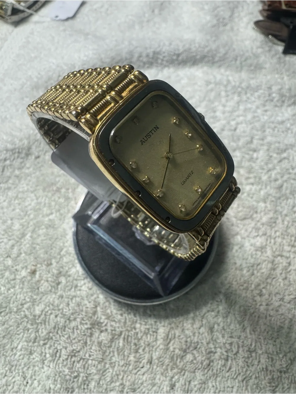 Austin Reed Gold and Black Men’s Quartz Watch